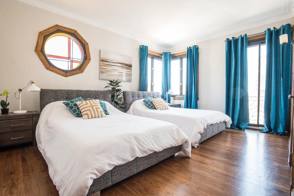 Mtlvacationrentals-The Mtlvr Kisses Montreal Bagian luar foto