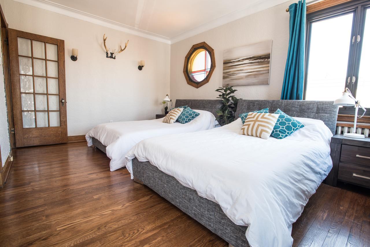 Mtlvacationrentals-The Mtlvr Kisses Montreal Bagian luar foto