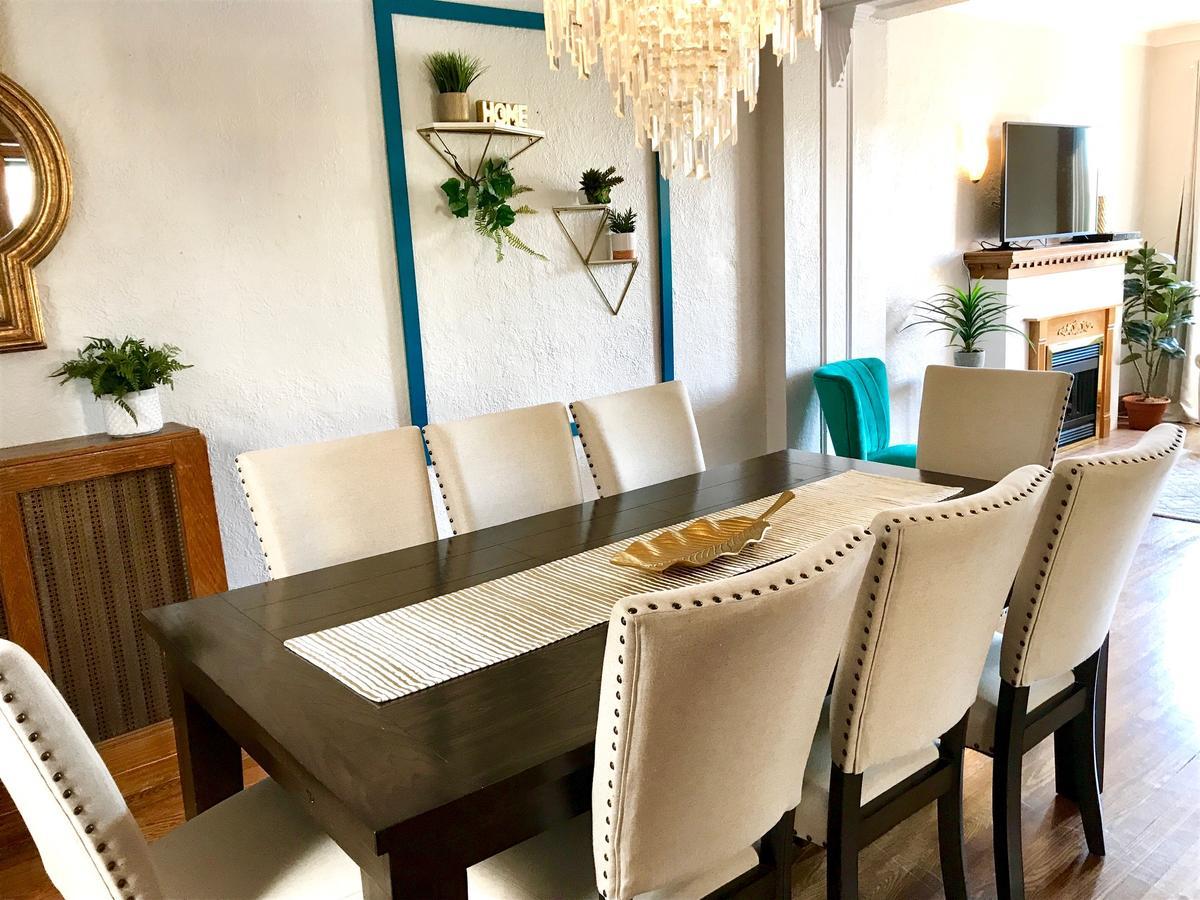 Mtlvacationrentals-The Mtlvr Kisses Montreal Bagian luar foto